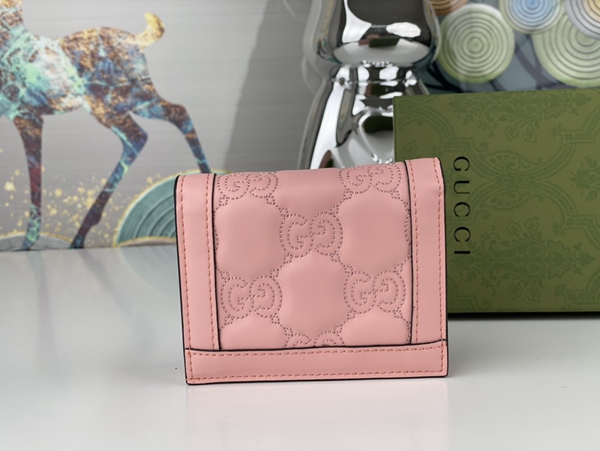 グッチ財布コピー背面デザイン